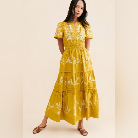 The Somerset Printed Maxi Dress - Picture 4 of 11